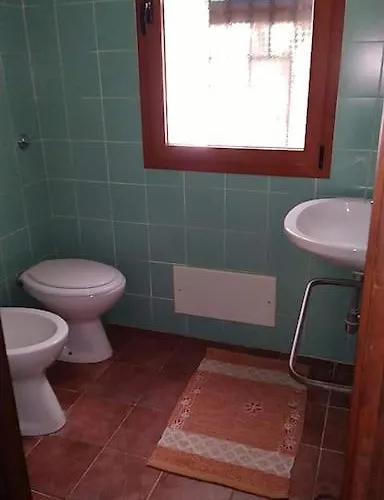 I Mandorli 1 Con Giardino בית נופש